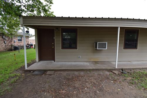 a-606 N Main St, Collinsville, TX, 76233-5161 | Card Image