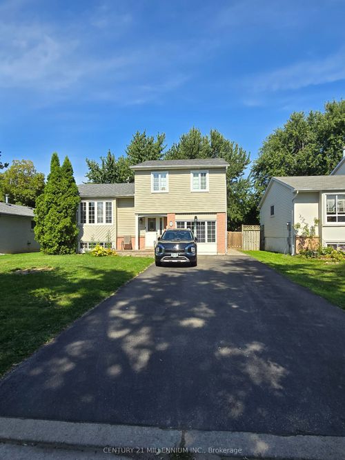 upper-51 Mancroft Cres, Brampton, ON, L6S2V2 | Card Image