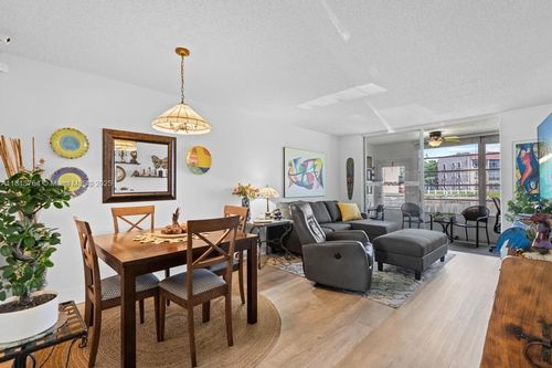 apt-108-9181 Sunrise Lakes Blvd, Sunrise, FL, 33322-1326 | Card Image