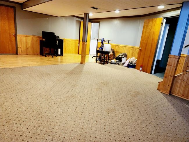 649 Maple St, House other with 3 bedrooms, 2 bathrooms and 1 parking in Worthington PA | Image 19