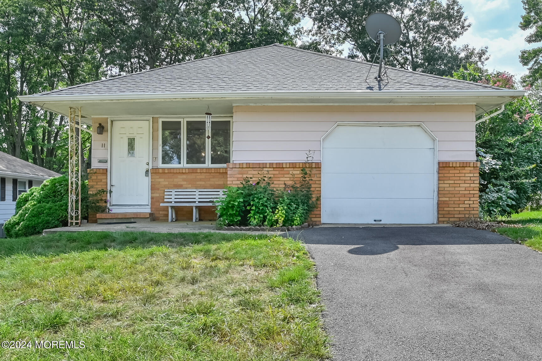 Mount Rainier Dr, Toms River, NJ 08753