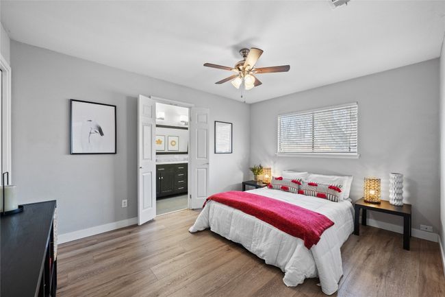10412 Firethorn Ln, House other with 3 bedrooms, 2 bathrooms and 4 parking in Austin TX | Image 14