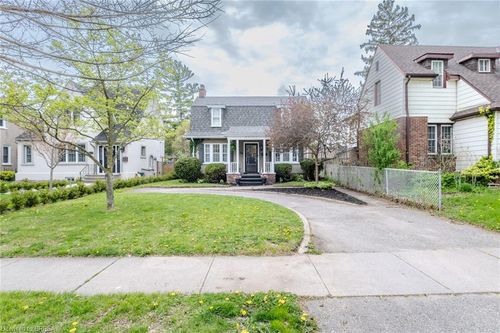 58 Lincoln Ave, Brantford, ON, N3T4S7 | Card Image