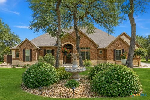 575 Solms Frst, New Braunfels, TX, 78132-3424 | Card Image