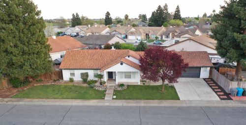 1716 Wingfoot Drive, Yuba City, CA, 95993 | Card Image