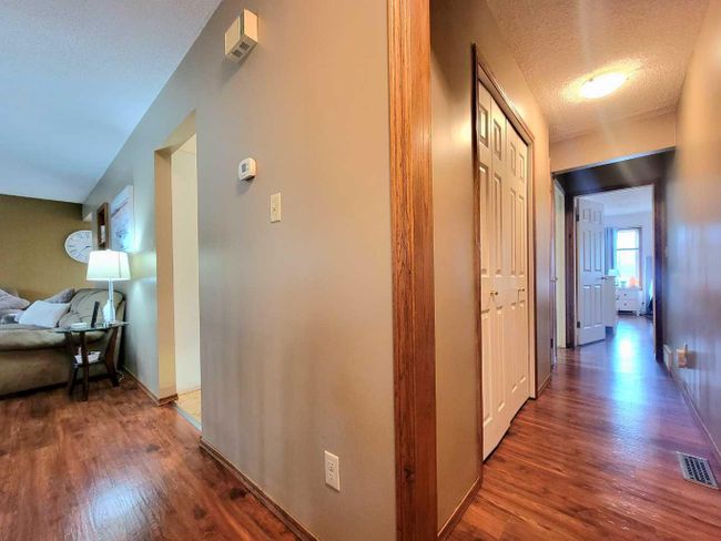 8604 99 A Street, Home with 4 bedrooms, 2 bathrooms and 4 parking in Grande Prairie AB | Image 14