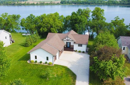 40497 Aerovilla Rd, Perham, MN, 56573-8652 | Card Image