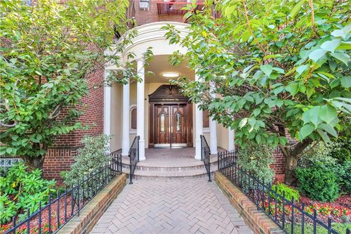 5b-110 Shore Boulevard, Brooklyn, NY, 11235 | Card Image