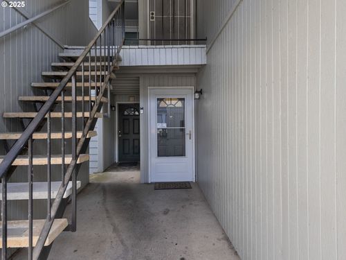 62-159 Sw Florence Ave, Gresham, OR, 97080-7223 | Card Image