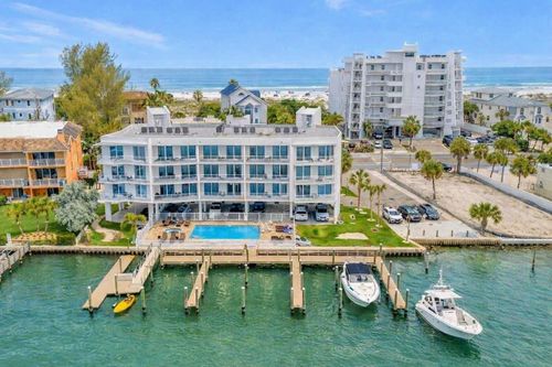 202e-10091 Gulf Blvd, TREASURE ISLAND, FL, 33706-4806 | Card Image