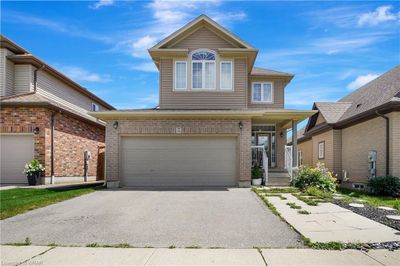 240 Watervale Cres, House other with 3 bedrooms, 3 bathrooms and 4 parking in Kitchener ON | Image 1