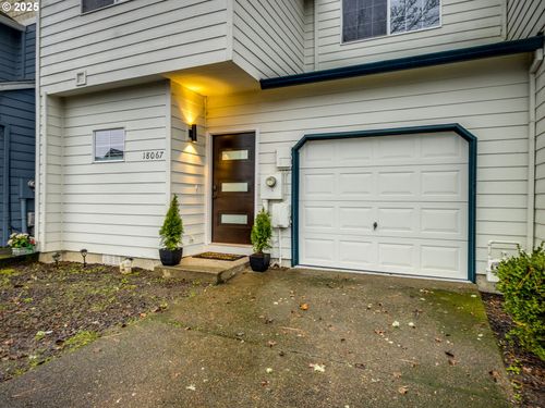 18067 Sw Niks Dr, Beaverton, OR, 97003-4489 | Card Image