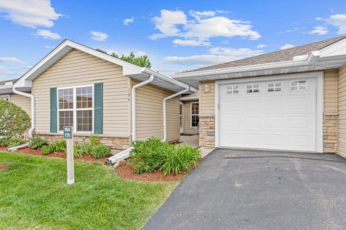 194 Kings Pointe Dr, Delano, MN, 55328-4517 | Card Image