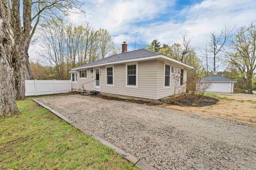 117 Union Wharf Rd, Center Tuftonboro, NH, 03816-5804 | Card Image