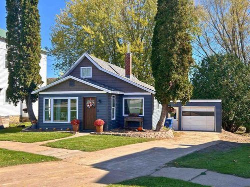 404 Division St, ONTARIO, WI, 54651-9009 | Card Image