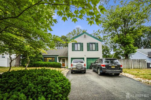 1090 W Lake Dr, Toms River, NJ, 08753-7942 | Card Image