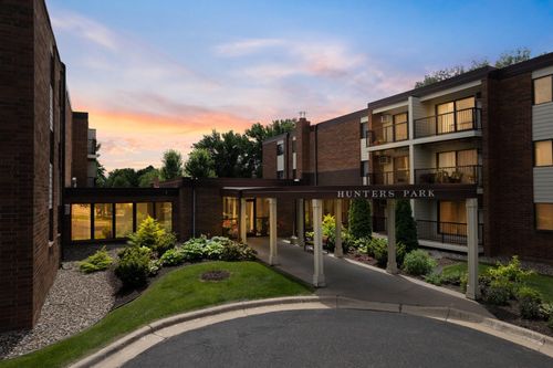 apt-218-4 Pine Tree Dr, Arden Hills, MN, 55112-3778 | Card Image