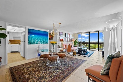 1005-2400 Presidential Way, West Palm Beach, FL, 33401-1327 | Card Image