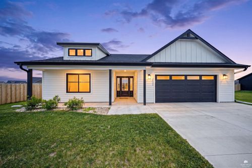 2422 Harrier Dr, Junction City, KS, 66441 | Card Image