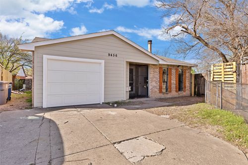 9456 Culberson St, Dallas, TX, 75227-5072 | Card Image