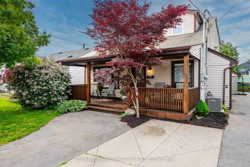100 Munn St, Hamilton, ON, L8V1K3 | Card Image