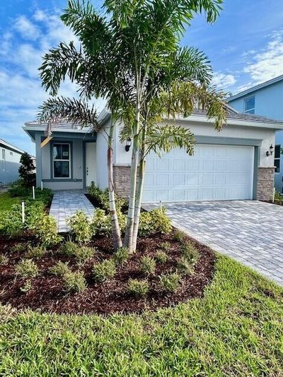 4508 Nautilus Circle, House other with 2 bedrooms, 2 bathrooms and null parking in Vero Beach FL | Image 1