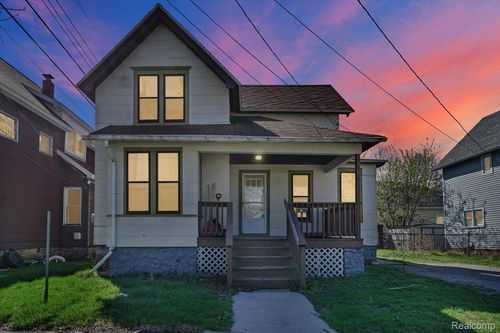 309 12th St, Port Huron, MI, 48060-4315 | Card Image