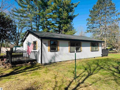 6481 N 35 Rd, Manton, MI, 49663-9605 | Card Image