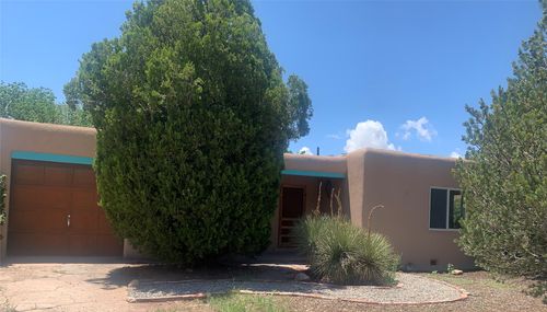412 Cortez Pl, Santa Fe, NM, 87501-2440 | Card Image