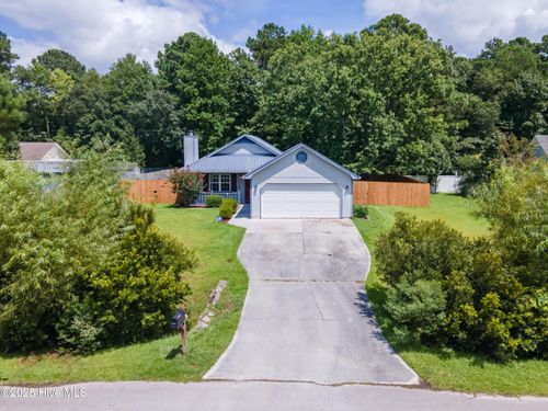 231 Zachary Ln, Hubert, NC, 28539-4542 | Card Image