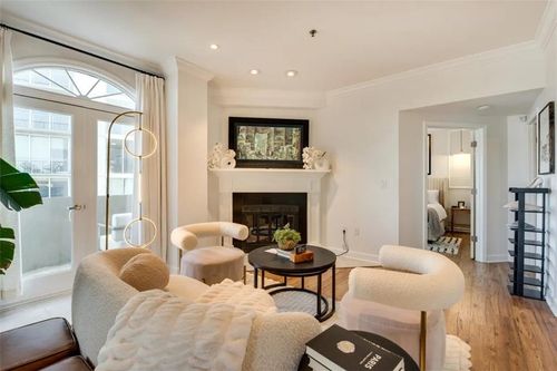 apt-801-2161 Peachtree Rd Ne, Atlanta???, GA, 30309-1337 | Card Image