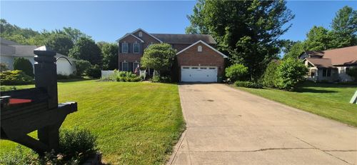 5242 Watersedge Ct, Ashtabula, OH, 44004-8505 | Card Image