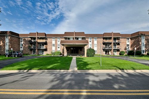 3e-850 S Lorraine Rd, Wheaton, IL, 60189-6912 | Card Image