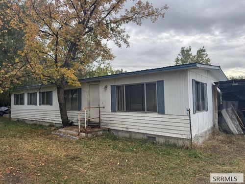 3522 E Menan Lorenzo Hwy, Menan, ID, 83434-5020 | Card Image