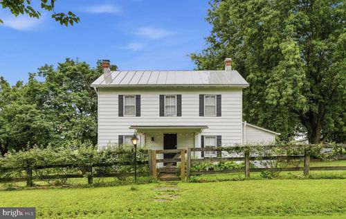 849 Redland Rd, CROSS JUNCTION, VA, 22625-2238 | Card Image