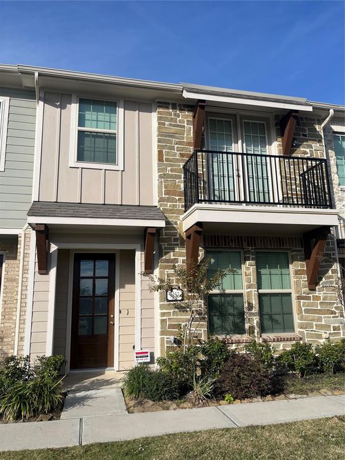 9452 Caddo Ridge Ln, Cypress, TX, 77433-7857 | Card Image