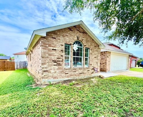 1106 Seven Iron Way, San Antonio, TX, 78221-3158 | Card Image