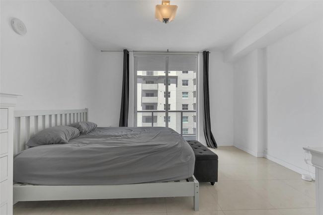 APT-1224N - 1111 Sw 1 St Ave, Condo with 1 bedrooms, 1 bathrooms and null parking in Miami FL | Image 10