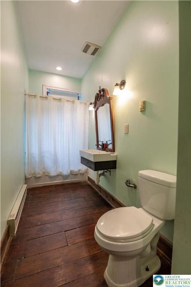 3150 Newburg Rd, House other with 5 bedrooms, 4 bathrooms and null parking in Nazareth PA | Image 46