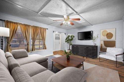 701 Poindexter Ave, Cleburne, TX, 76033-4303 | Card Image