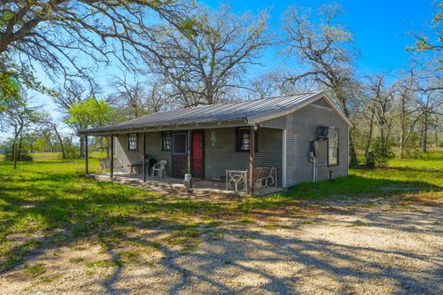 1147 County Road 249, Gonzales, TX, 78629 | Card Image