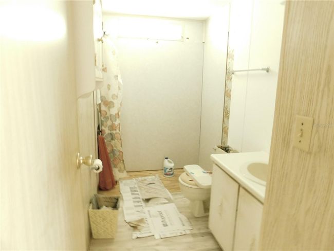 Second Bathroom | Image 9