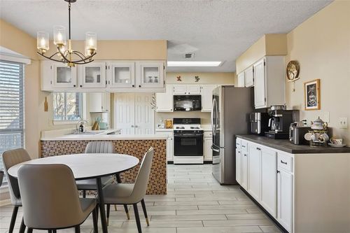 5329 Grand Mesa Dr, Fort Worth, TX, 76137-3527 | Card Image