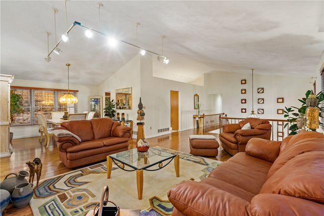 4948 Simmons Cir, House other with 4 bedrooms, 3 bathrooms and 3 parking in Export PA | Image 6