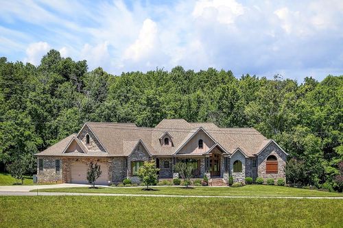 1265 Briarcrest Ln, Cookeville, TN, 38501-6647 | Card Image
