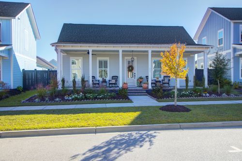 111 Tenor Ln, Summerville, SC, 29486-5433 | Card Image