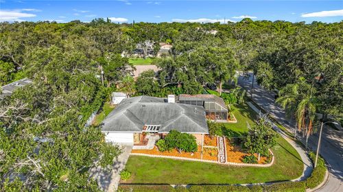 950 College Hill Dr, CLEARWATER, FL, 33765-2312 | Card Image