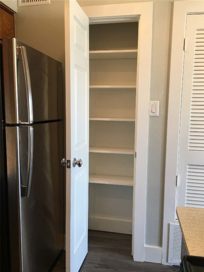 Pantry with visible vents | Image 10