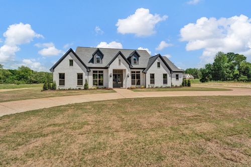 5388 Sophia Ln, Hernando, MS, 38632-1594 | Card Image