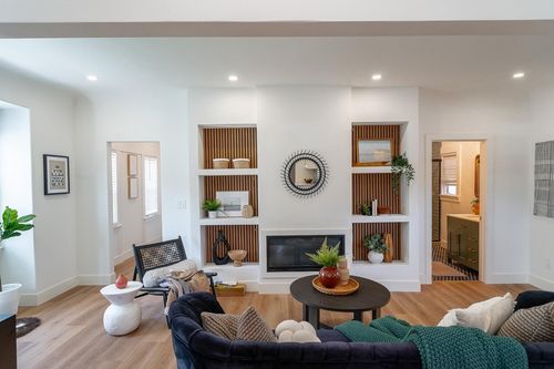 3708 3708 Lyon Ave, Oakland, CA, 94601 | Card Image